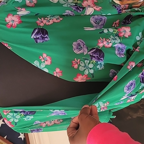 Jessica Howard Green Flower Dress with belt - Picture 3 of 6